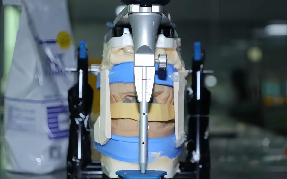 Standard Dental Lab Co., Limited производственная линия производителя